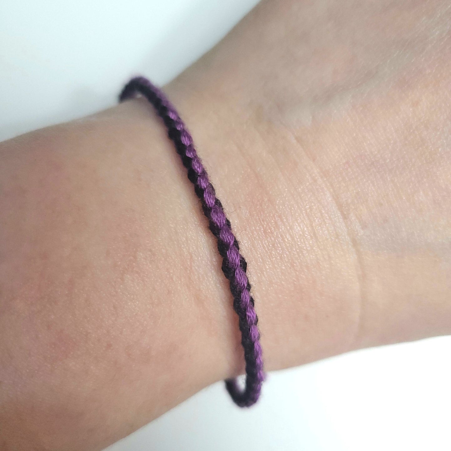 Thread Retro Friendship Bracelet. 90s style (variety of styles)