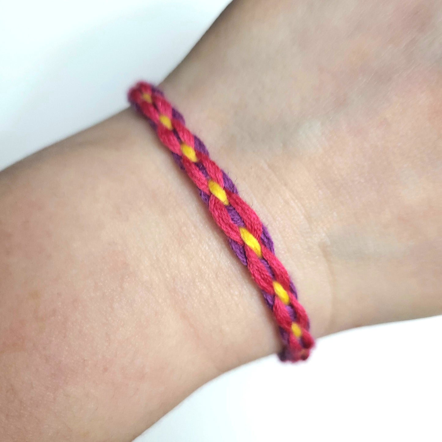 Thread Retro Friendship Bracelet. 90s style (variety of styles)