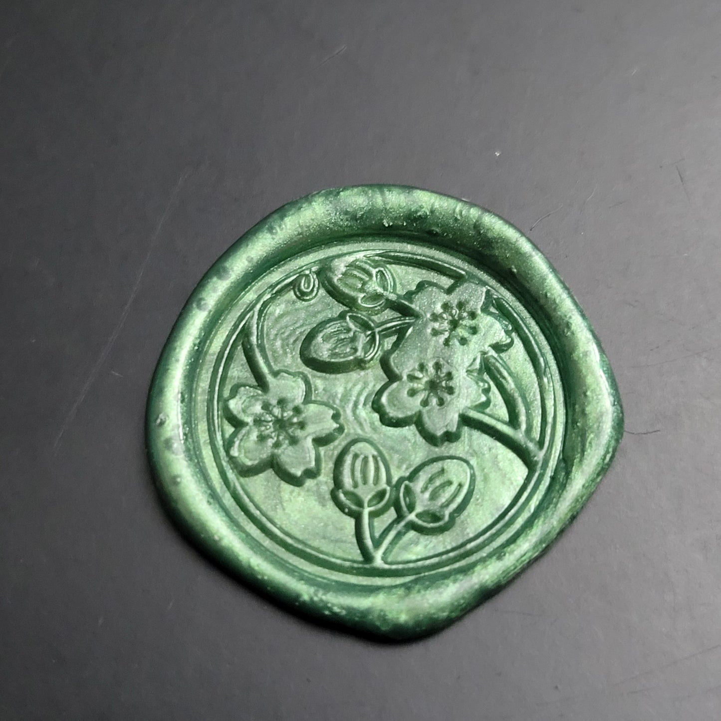1 x single Adhesive Wax Seals - Individually hand poured and stamped. (Choose your colour & design)