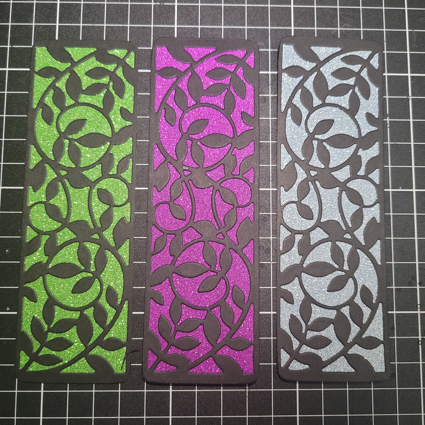 Giltter Shadow Bookmark