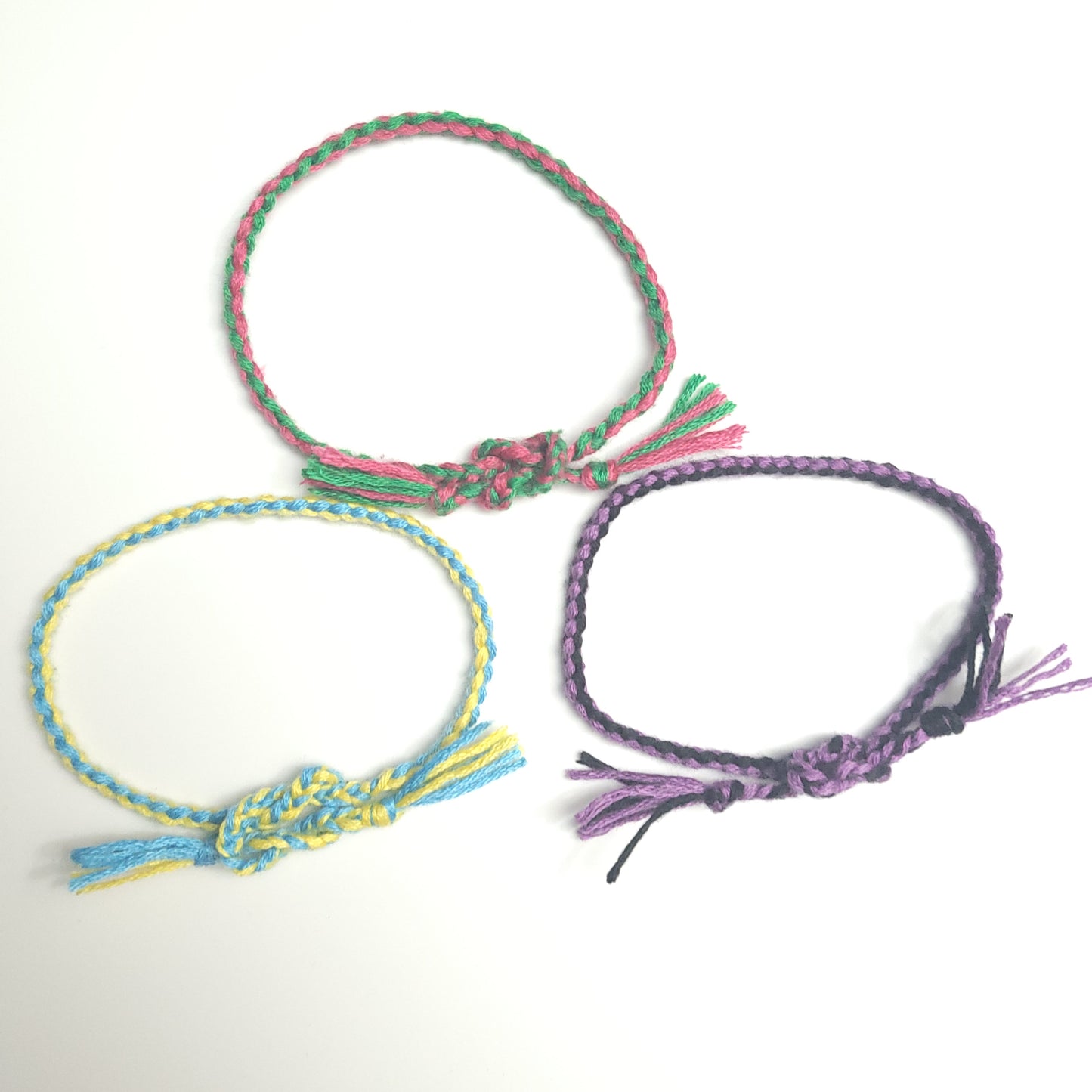 Thread Retro Friendship Bracelet. 90s style (variety of styles)