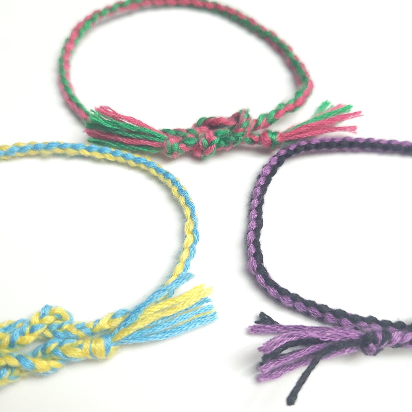 Thread Retro Friendship Bracelet. 90s style (variety of styles)