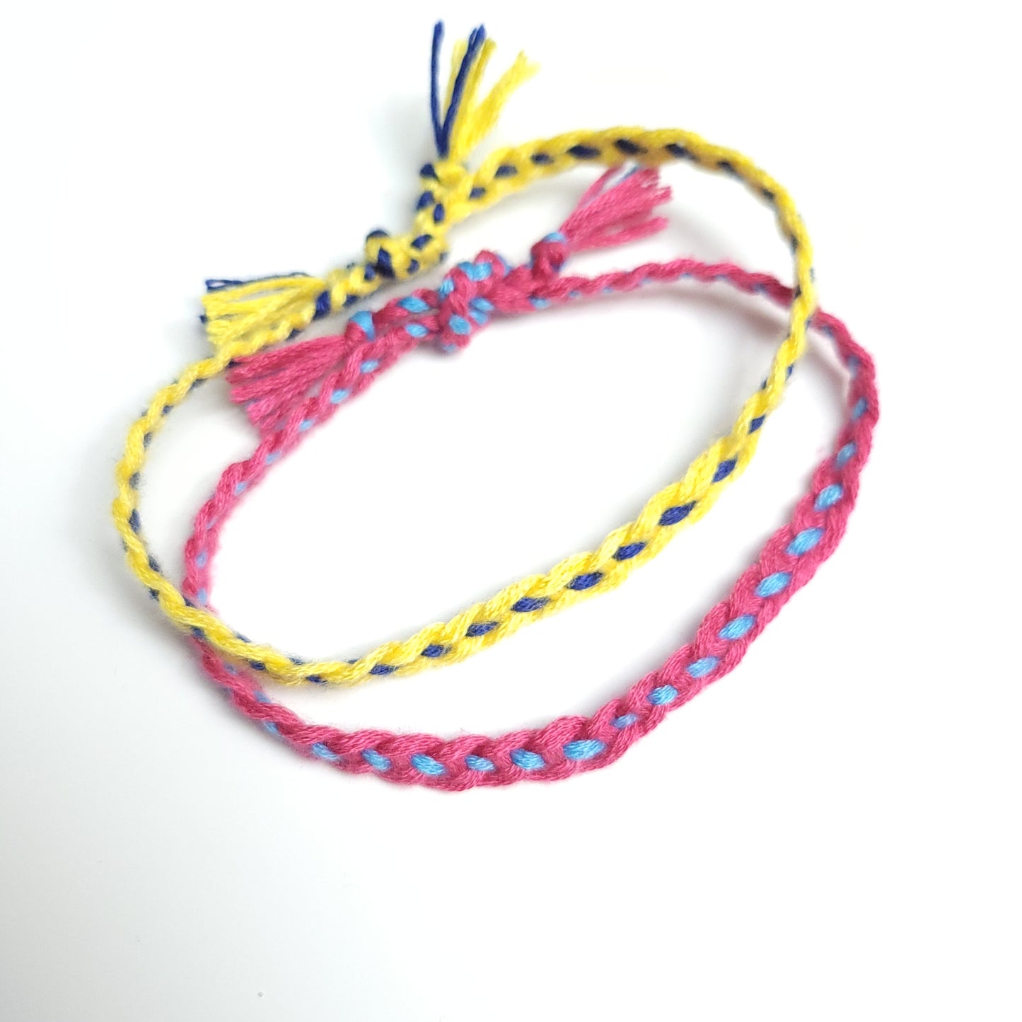 Thread Retro Friendship Bracelet. 90s style (variety of styles)