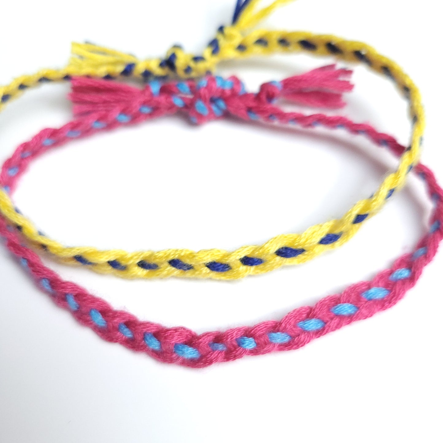 Thread Retro Friendship Bracelet. 90s style (variety of styles)