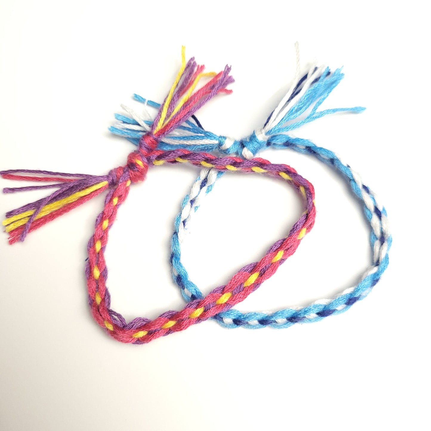 Thread Retro Friendship Bracelet. 90s style (variety of styles)