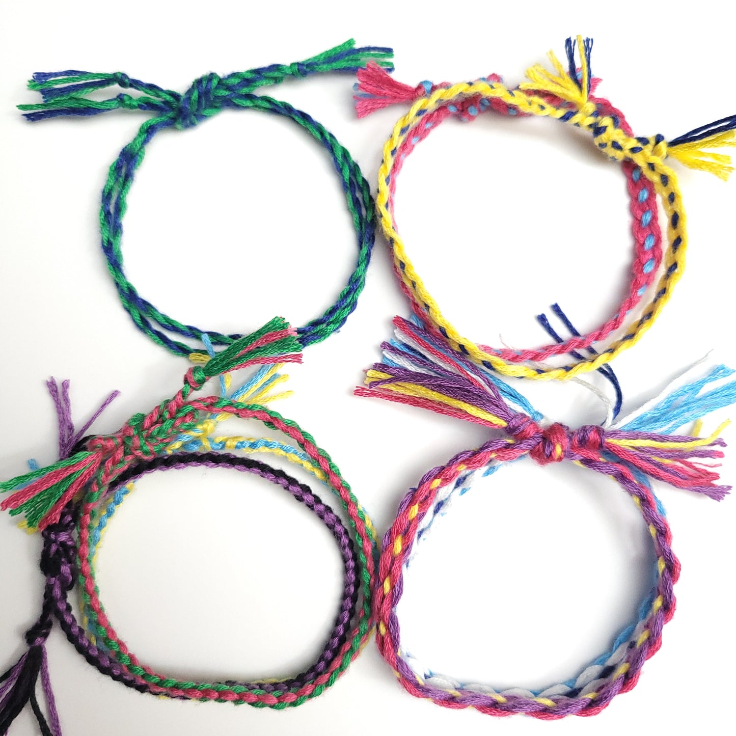 Thread Retro Friendship Bracelet. 90s style (variety of styles)