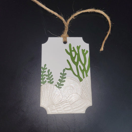 Single Shells & Seaweed Gift Tag.