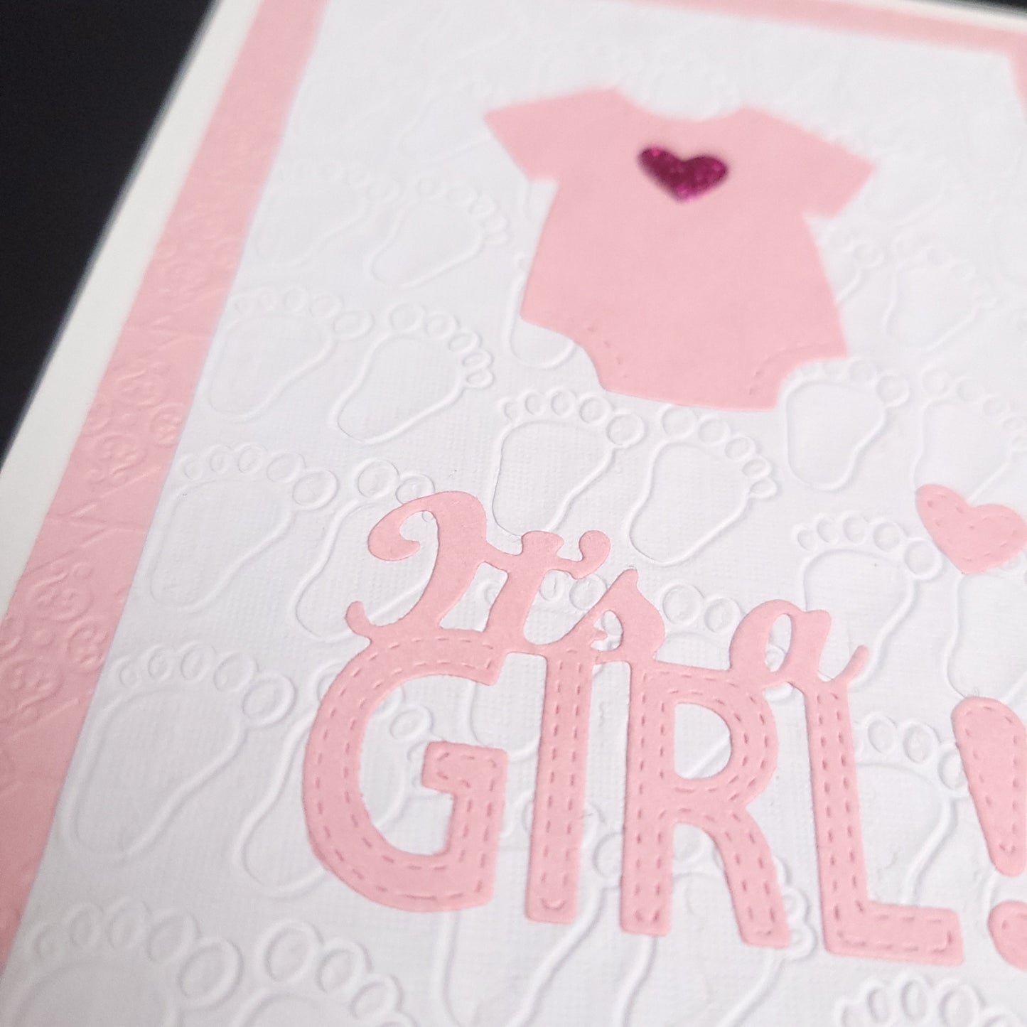 A6 Pink glitter heart onesie It's a Girl Baby blank card