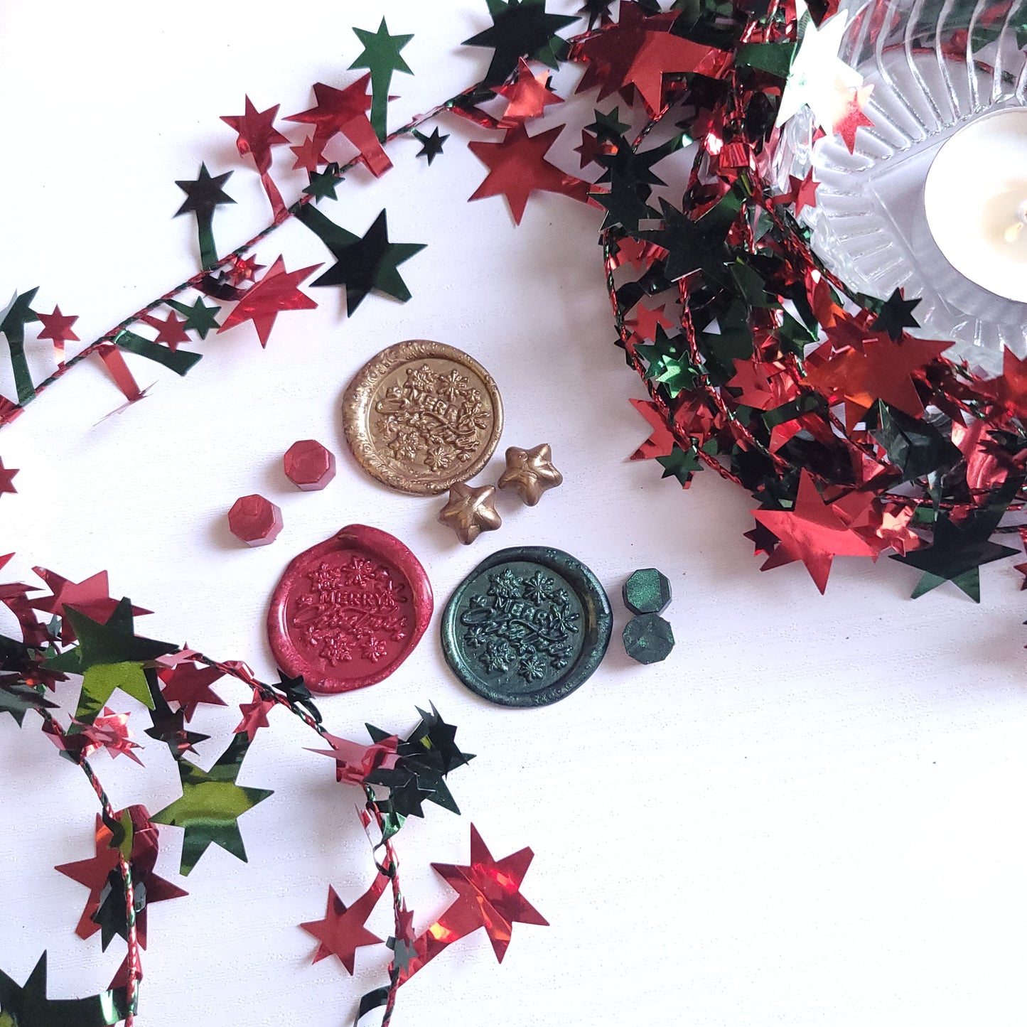 1 x single Christmas Edition Adhesive Wax Seals - Individually hand poured and stamped. (Choose your colour & design)