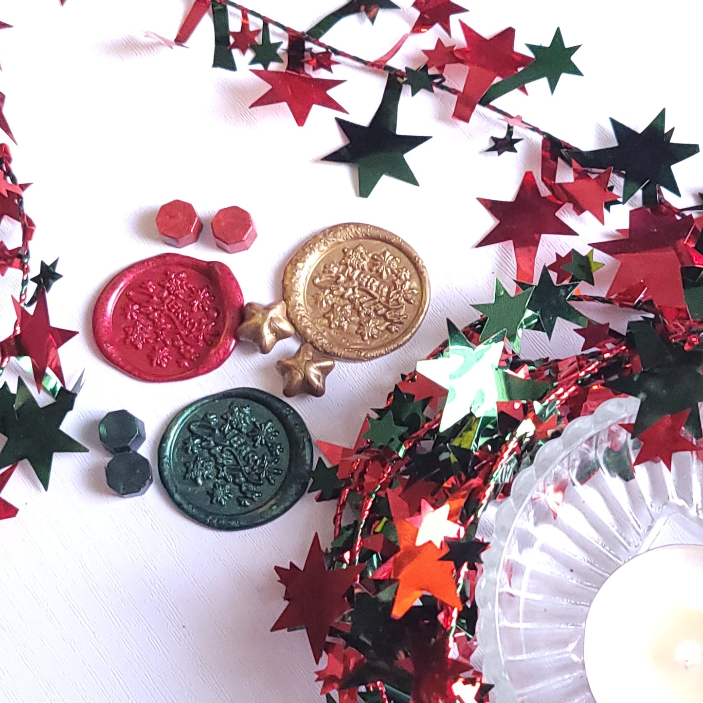 1 x single Christmas Edition Adhesive Wax Seals - Individually hand poured and stamped. (Choose your colour & design)