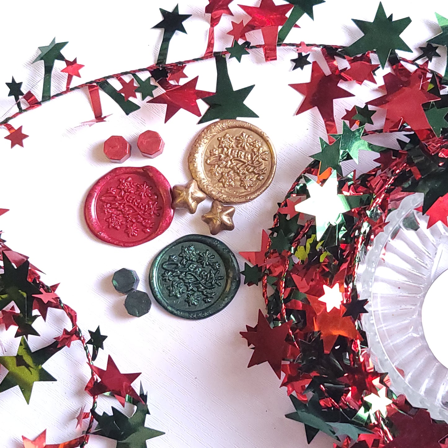 1 x single Christmas Edition Adhesive Wax Seals - Individually hand poured and stamped. (Choose your colour & design)