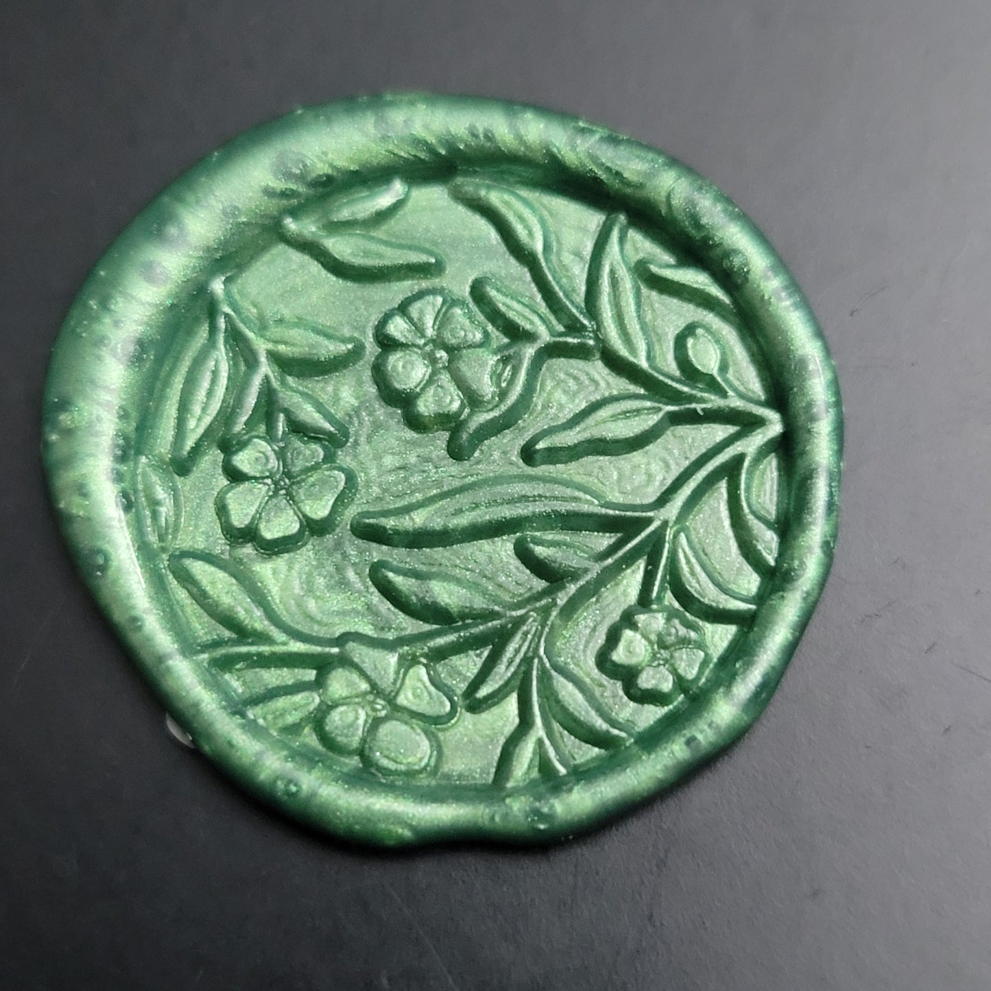1 x single Adhesive Wax Seals - Individually hand poured and stamped. (Choose your colour & design)