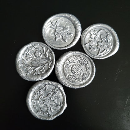 1 x single Adhesive Wax Seals - Individually hand poured and stamped. (Choose your colour & design)