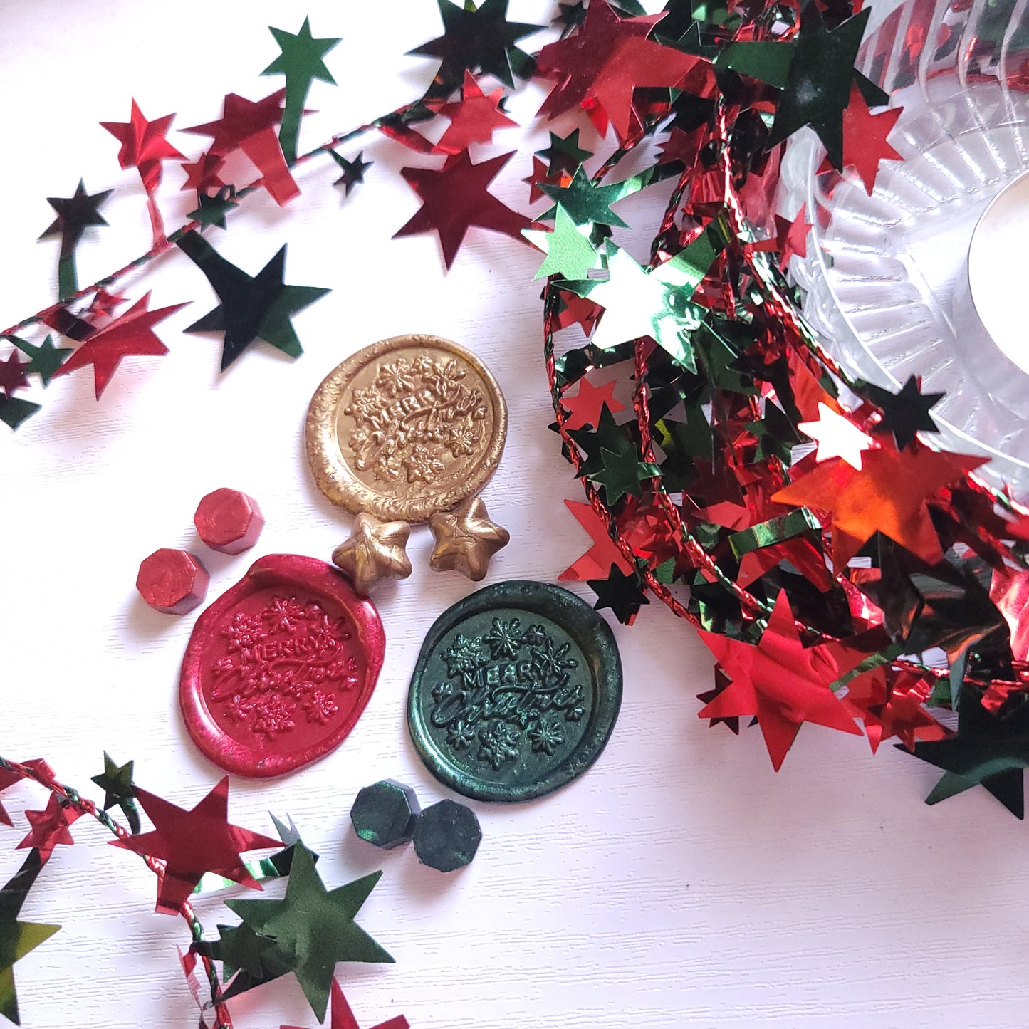 1 x single Christmas Edition Adhesive Wax Seals - Individually hand poured and stamped. (Choose your colour & design)