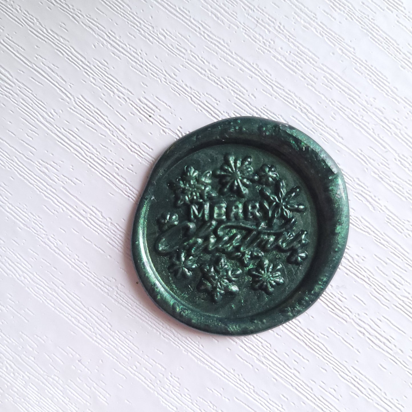 1 x single Christmas Edition Adhesive Wax Seals - Individually hand poured and stamped. (Choose your colour & design)